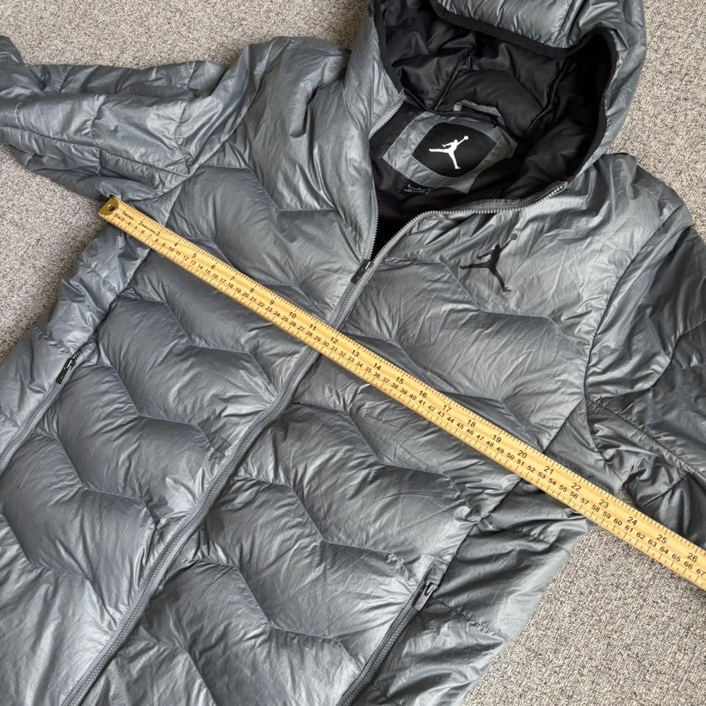 Jordan Puffer Jacket Mens L Grey Jumpman Down Filled Hooded Chevron Quilted Coat